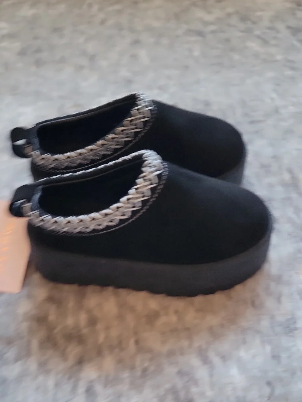 Olivia & Kate girls' Black Slip-On Shoes with White & Silver Trim Size 10